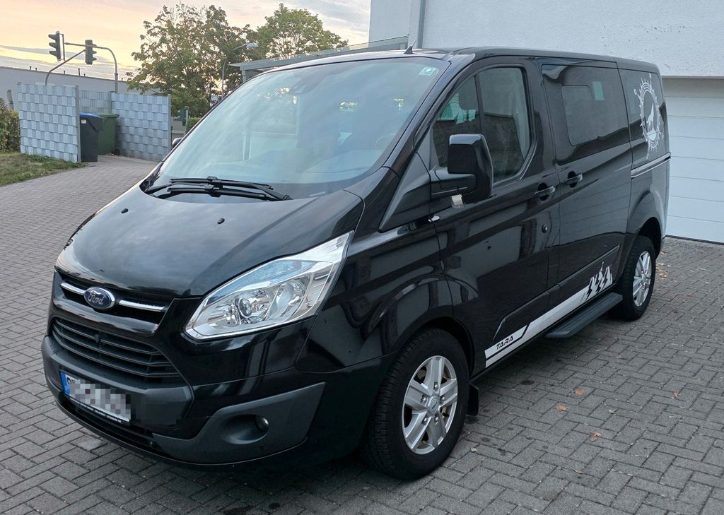 Bild des Angebotes Ford FORD TOURNEO CUSTOM TITANIUM 155 PS 8 SITZE