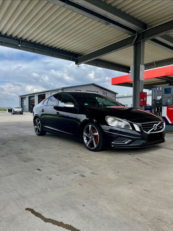 Bild des Angebotes Volvo S60 D5 AWD Geartronic RDesign RDesign