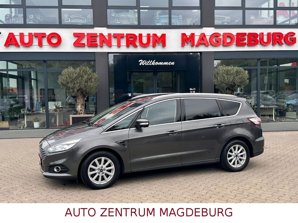 Bild des Angebotes Ford S-Max S-MAX Titanium NAV*ALU*KAMERA*7SITZER