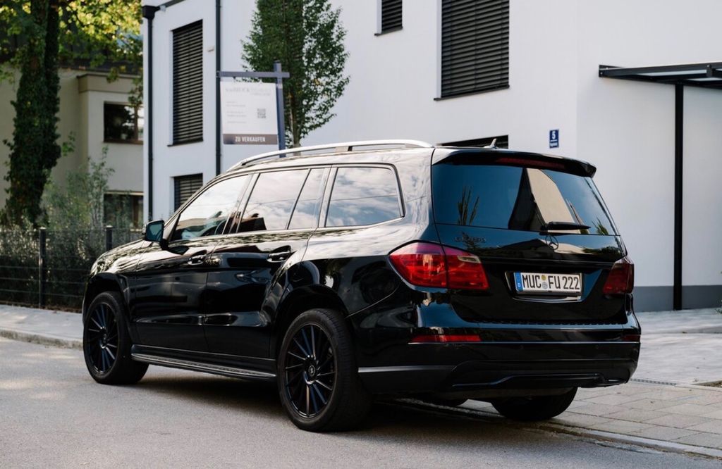 Bild des Angebotes Mercedes-Benz GL 450 Black/Black 7 Sitzer