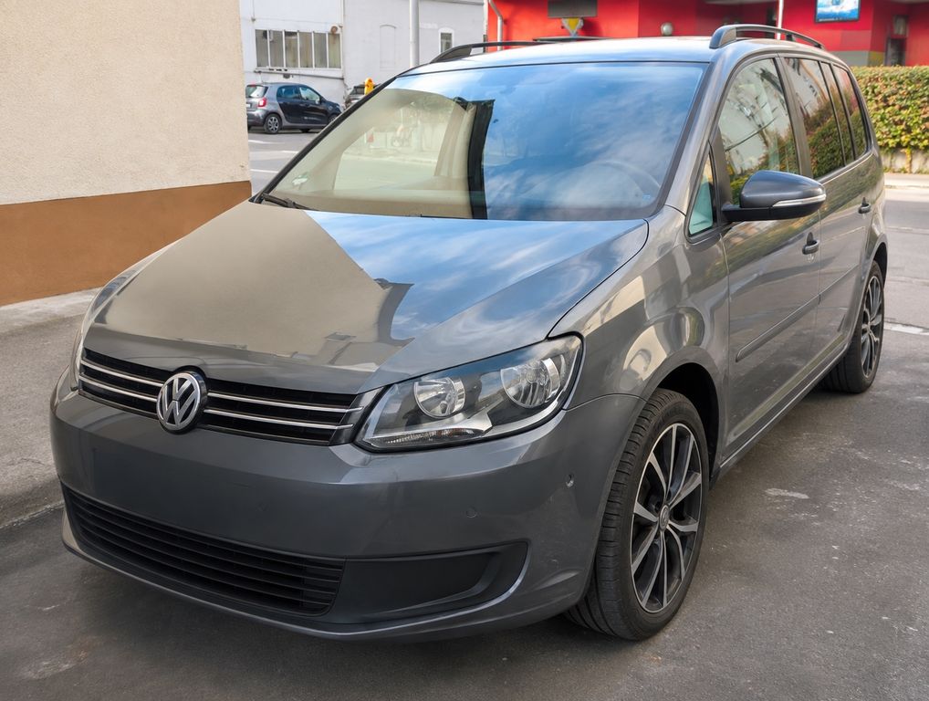Volkswagen Touran 1.2 TSI 105 PS TÜV/AU