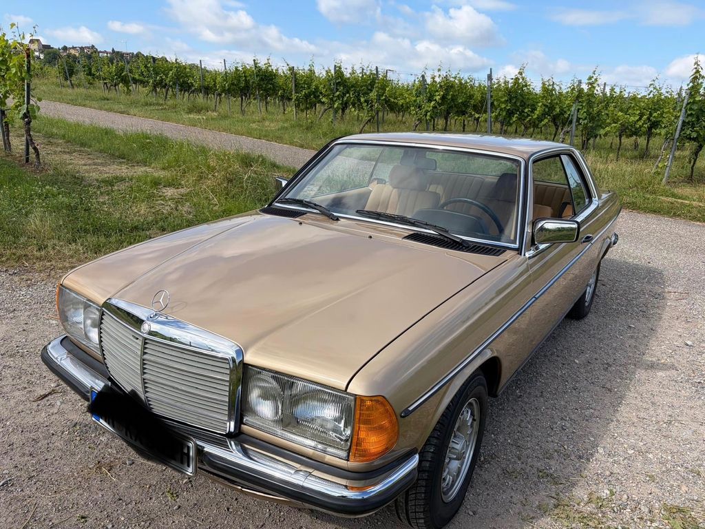 Bild des Angebotes Mercedes-Benz 230 CE