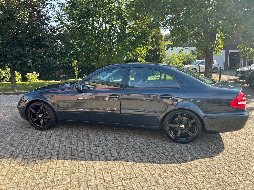 Bild des Angebotes Mercedes-Benz E 200 KOMPRESSOR Elegance