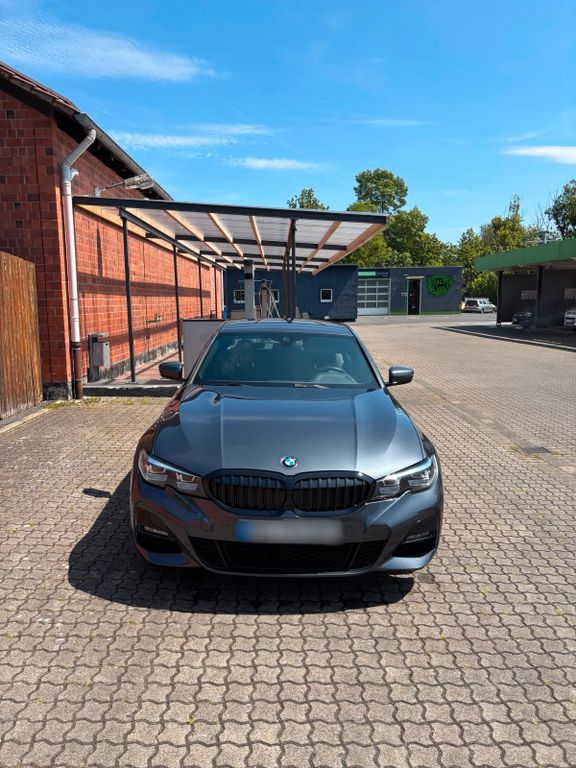 Bild des Angebotes BMW 330e M Sport Automatik M Sport