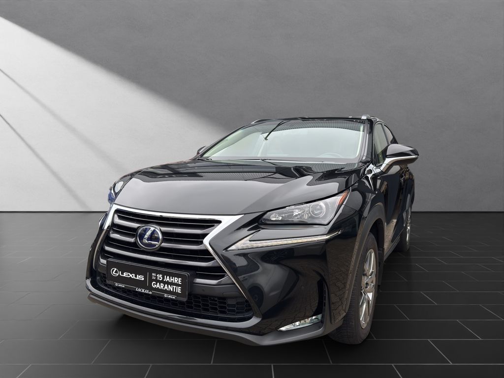 Bild des Angebotes Lexus NX 300 h*4x4*EXECUTIVE*AHK*ALLW.* 15J-GARANTIE