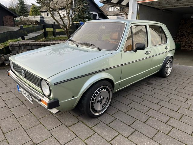 Volkswagen Golf 1 GLS Bj. 1980 Colorverglasung