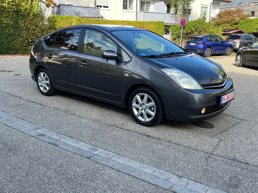 Toyota Prius 1.5 Hybrid