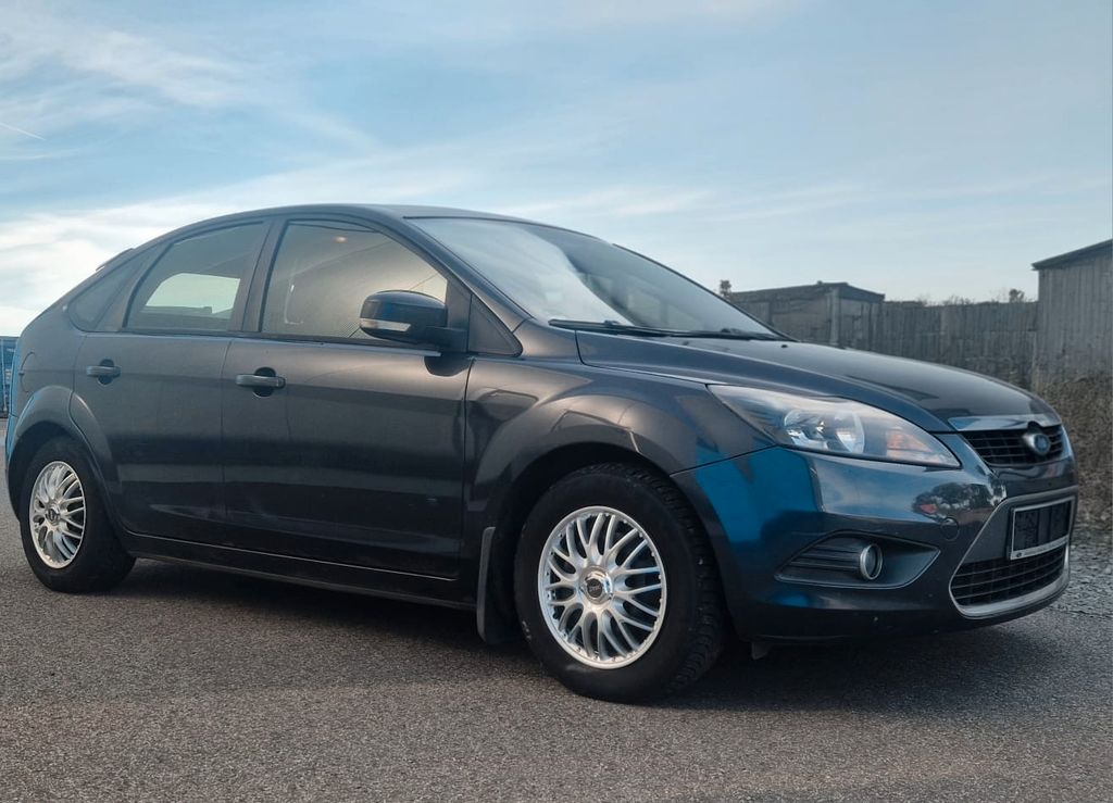 Ford Focus 1,6TDCi .5Türer. Limousine