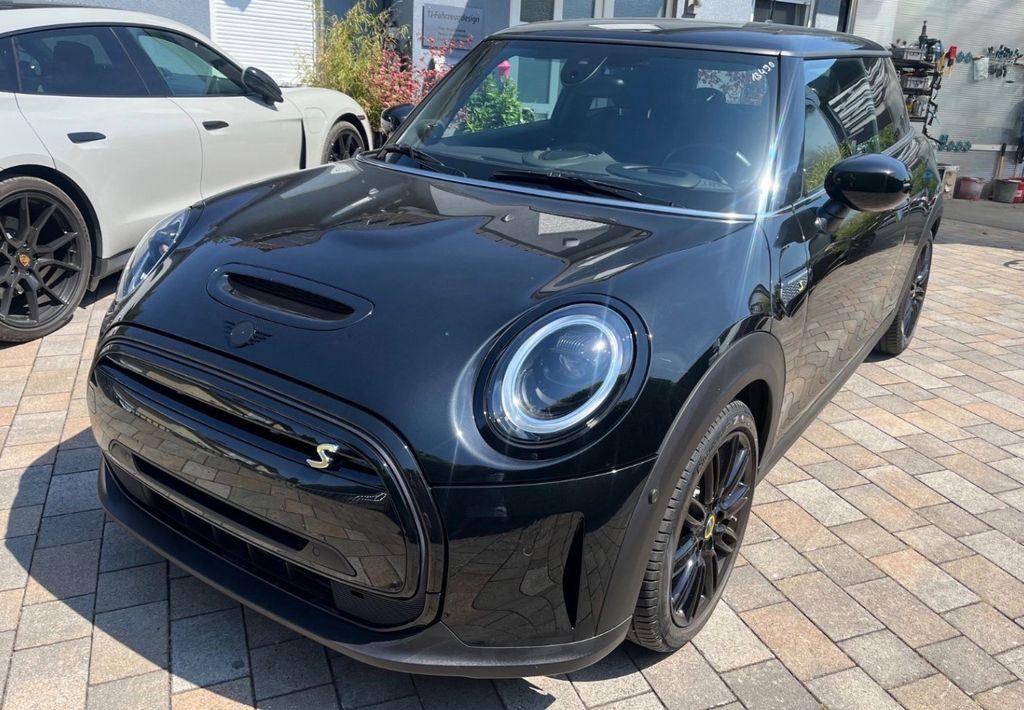 Bild des Angebotes MINI Cooper SE YOURS Chester Pano HUD LED KAM H/K 17