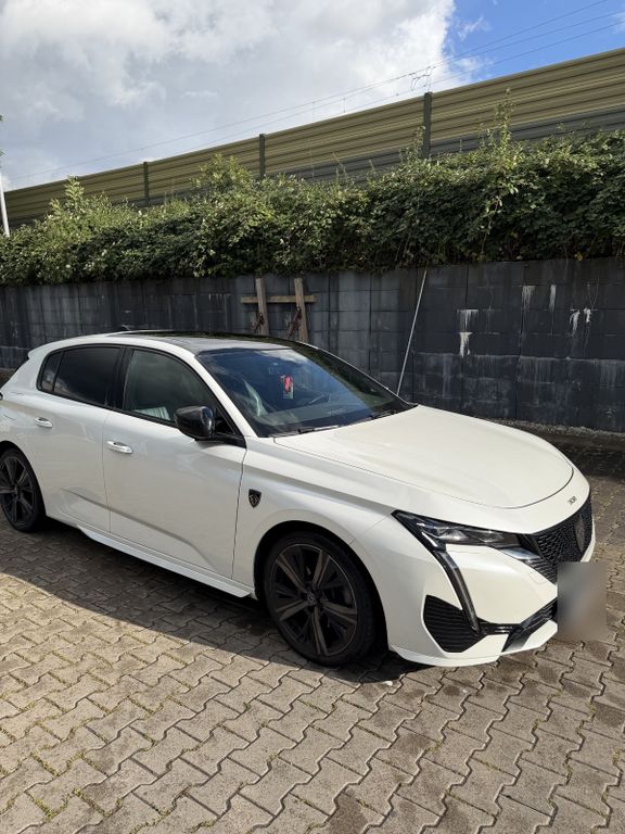 Bild des Angebotes Peugeot 308 Plug-in Hybrid 225 e-EAT8 GT Nahezu Voll!