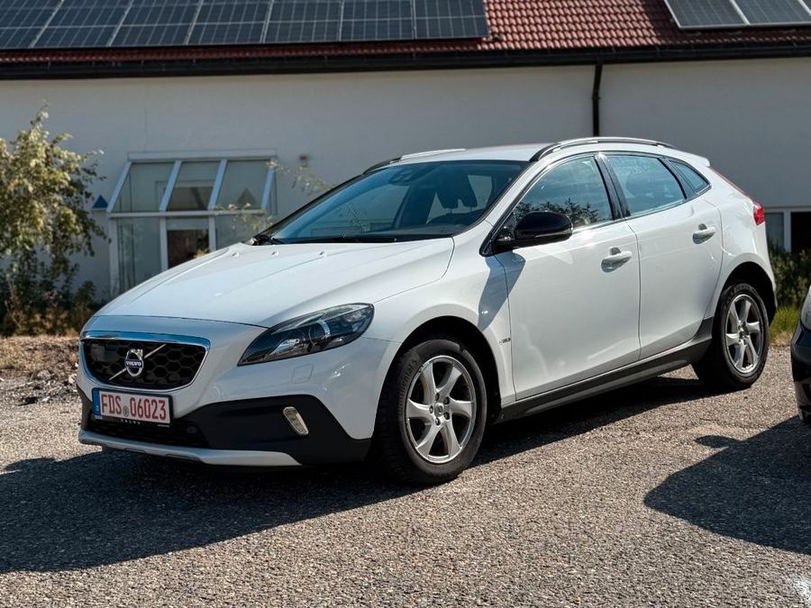 Volvo V40 Cross Country LED ACC *AUTOMATIK* R-Kamera