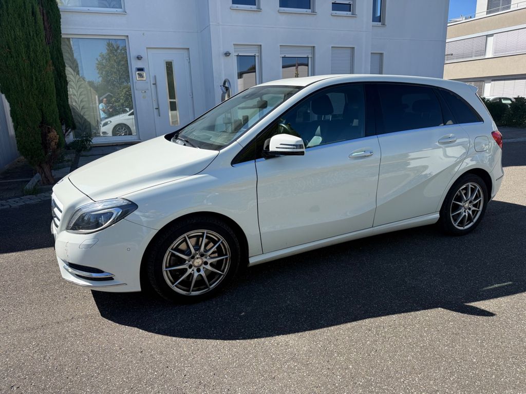 Bild des Angebotes Mercedes-Benz B 250 B / Abstandstempomat / Automatik / Leder