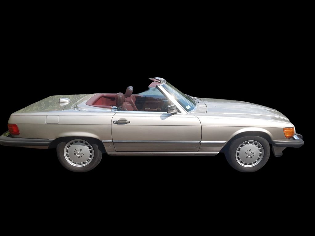 Bild des Angebotes Mercedes-Benz 560 SL  Sammler- Gelegenheit Note 2