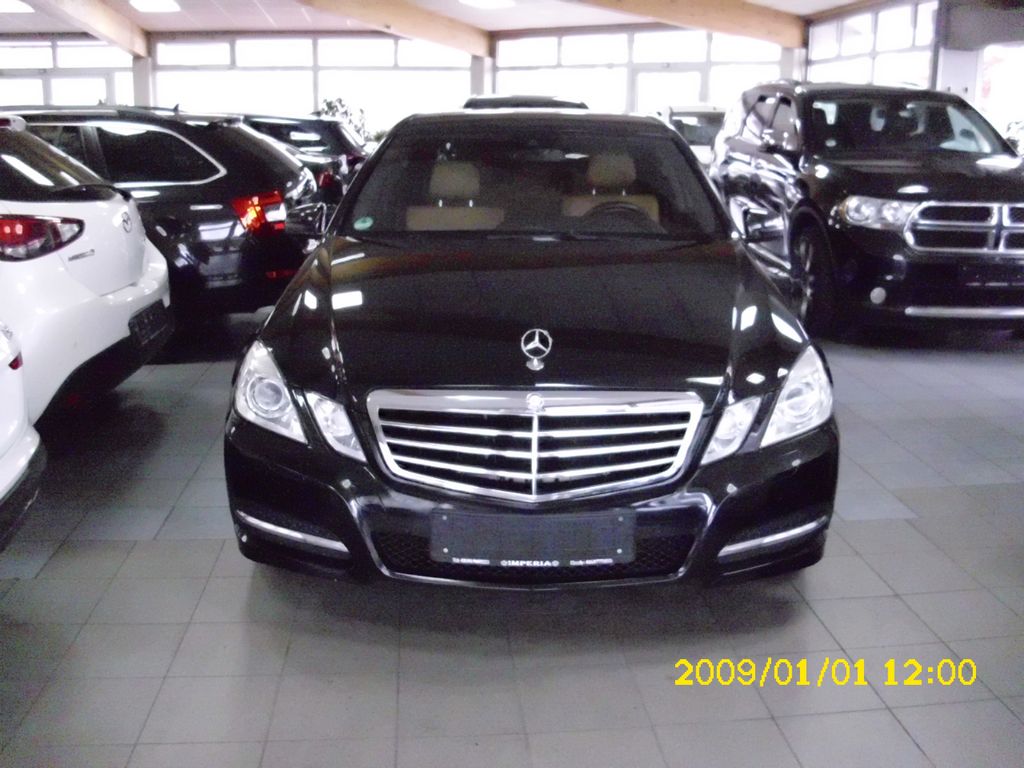 Bild des Angebotes Mercedes-Benz E 200 Lim. Leder Navi Automatik Klimaautomatik