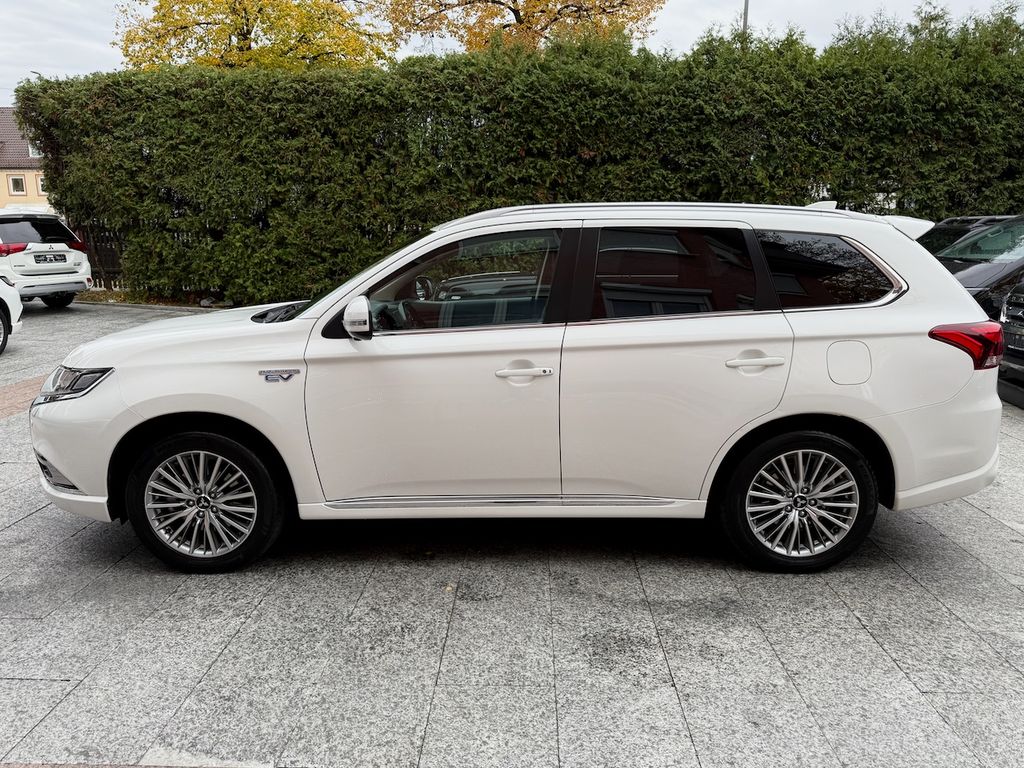 Bild des Angebotes Mitsubishi Outlander 2.4 PHEV 4WD Plus *Leder*Navi*360°Kame