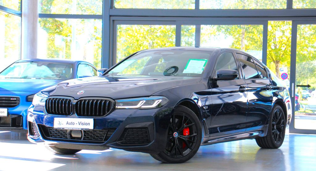 Bild des Angebotes BMW 545e xDrive (G30) M Sport PRO *Laser*HUD*AHK*ACC
