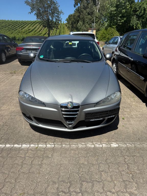 Bild des Angebotes Alfa Romeo 147 1.6 16V TS ECO Impression