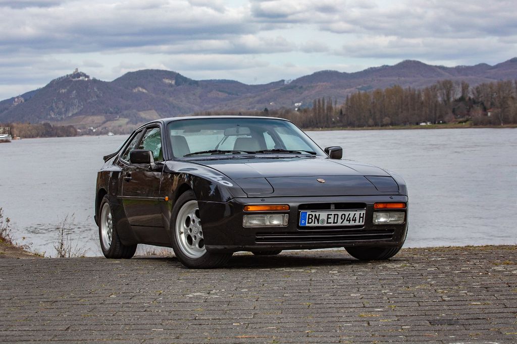Bild des Angebotes Porsche 944 Turbo