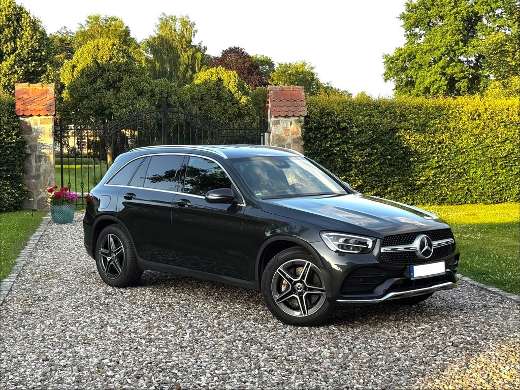 Bild des Angebotes Mercedes-Benz GLC 220d 4MATIC AMG-Line NAVI LEDER LED MBUX APP
