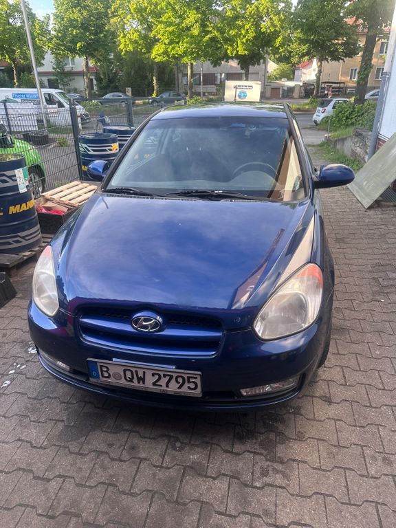 Bild des Angebotes Hyundai Accent 1.4 GL GL
