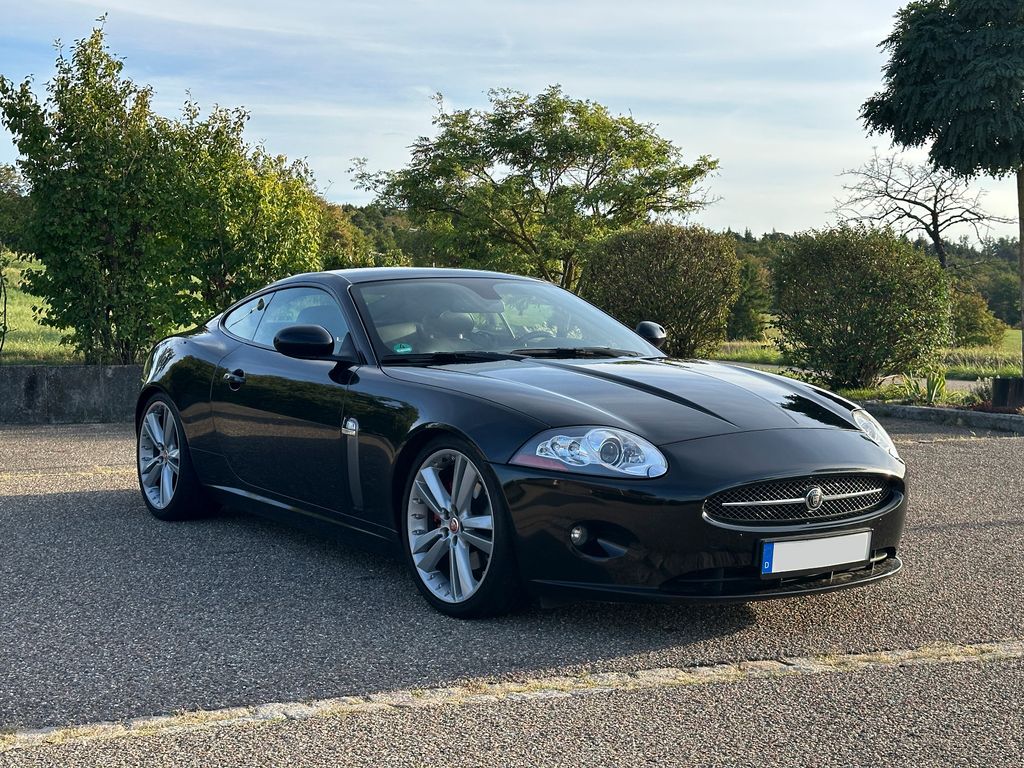 Jaguar XK 4.2L V8 Coupé - Arden, Alcantara, 20 Zoll