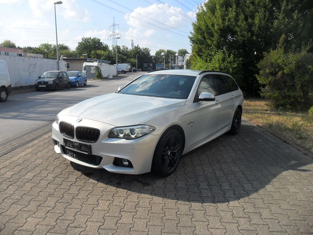 Bild des Angebotes BMW 525 Touring xDrive*M-Sportpaket*Aut*Navi*Xenon*