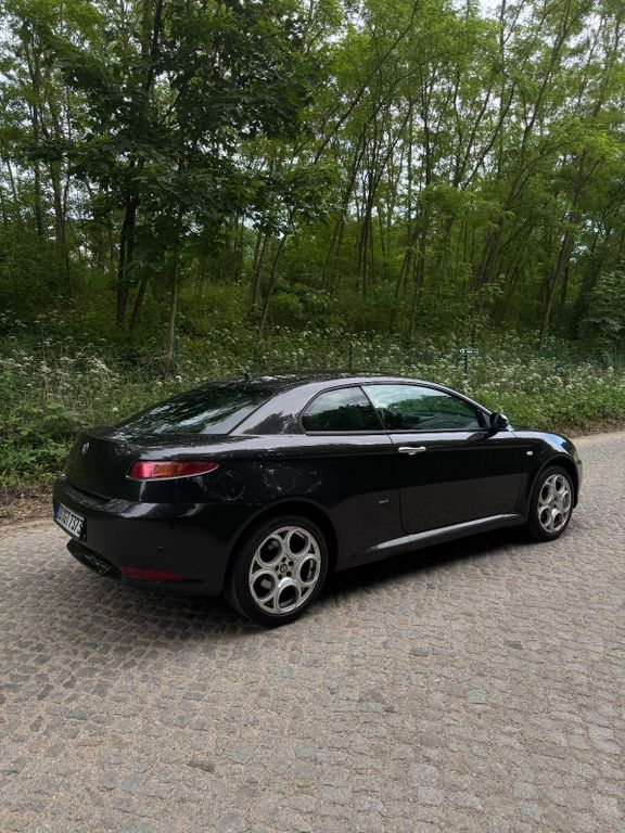 Bild des Angebotes Alfa Romeo GT 2.0 JTS Distinctive TÜV 02/2028