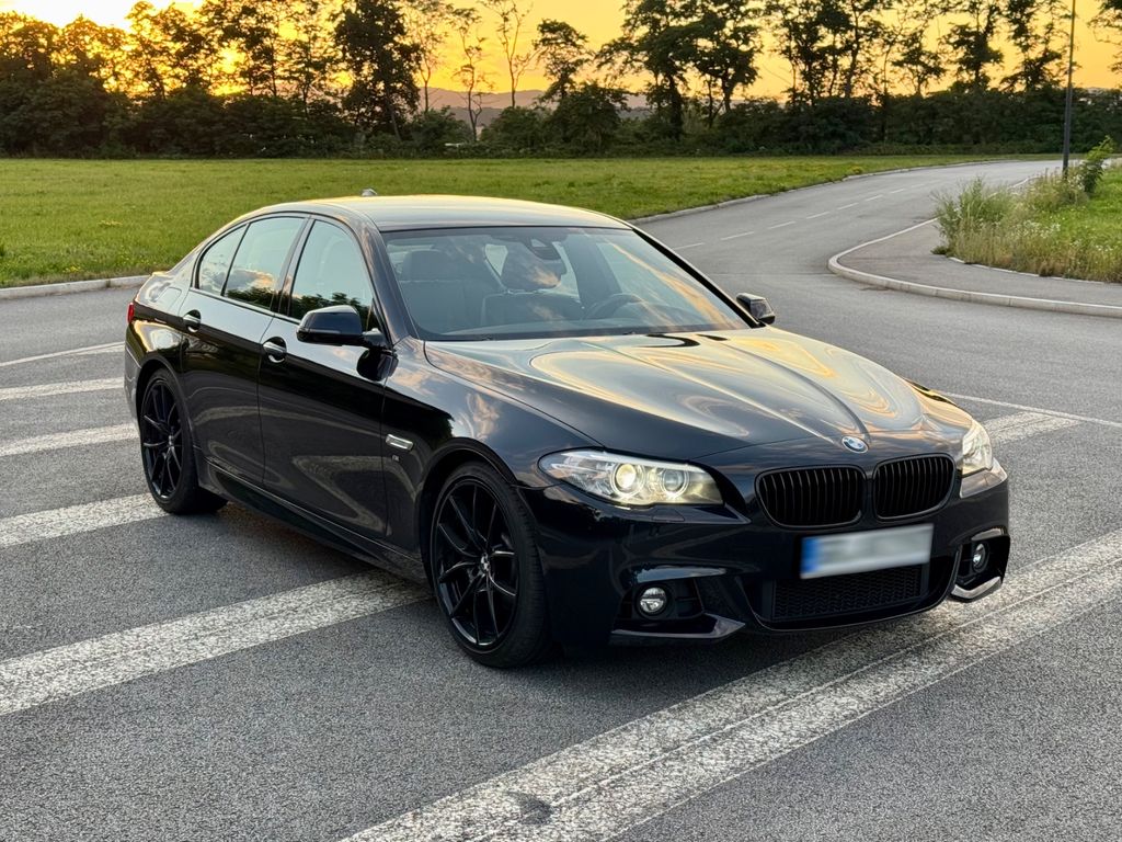 Bild des Angebotes BMW 528i M-Paket F10 - Carbonschwarz - Top Zustand