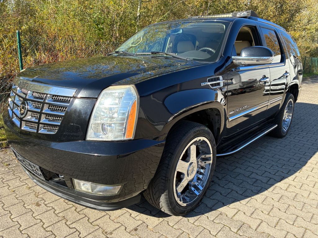 Bild des Angebotes Cadillac Escalade 6.2 V8 Sport Luxury Autom. Benzin/LPG
