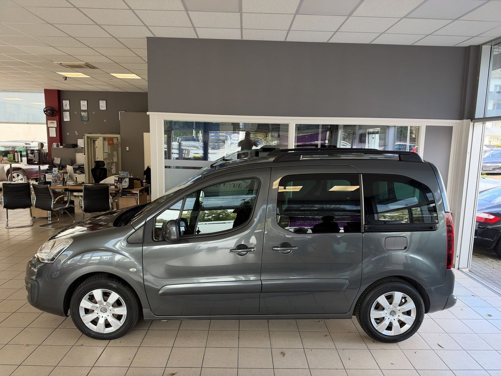 Bild des Angebotes Citroën Berlingo Multispace 1.6 HDI Shine Panorama1.Hand