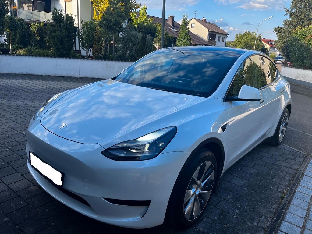Bild des Angebotes Tesla Model Y Standard Range RWD  Enhanced Auto