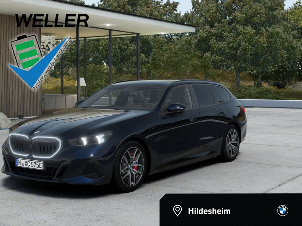Bild des Angebotes BMW 550e xDr T M SPORT PRO MSitz,AHK,Pano,B&W,DAPro