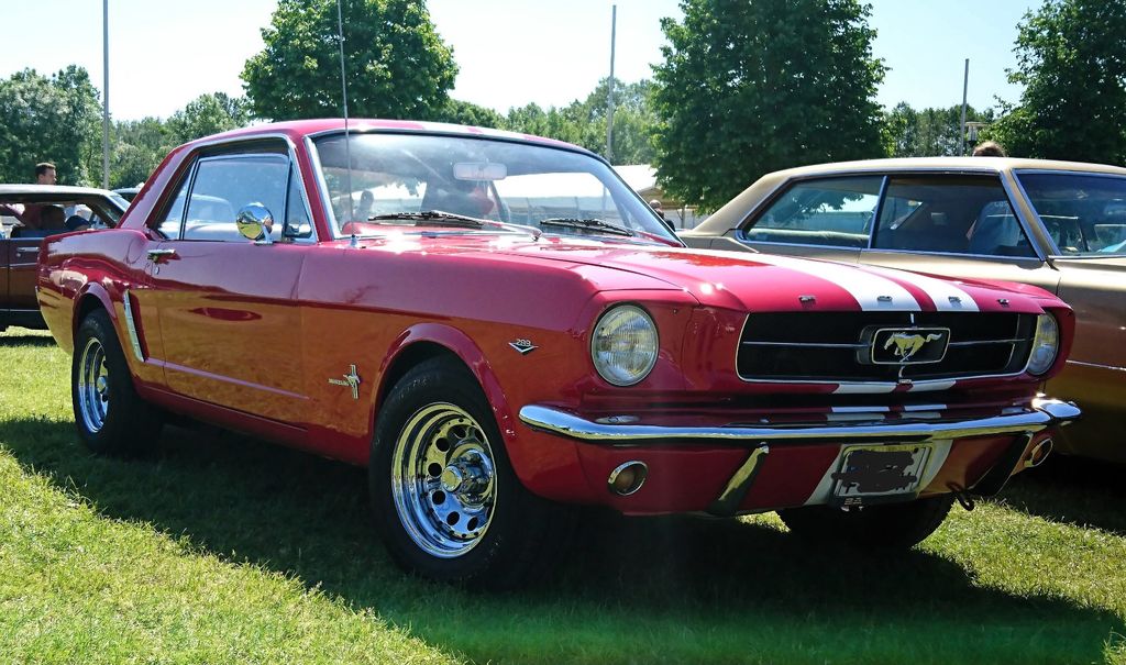 Ford Mustang Coupe 1965 / 302 V8 / Gutachten 2+