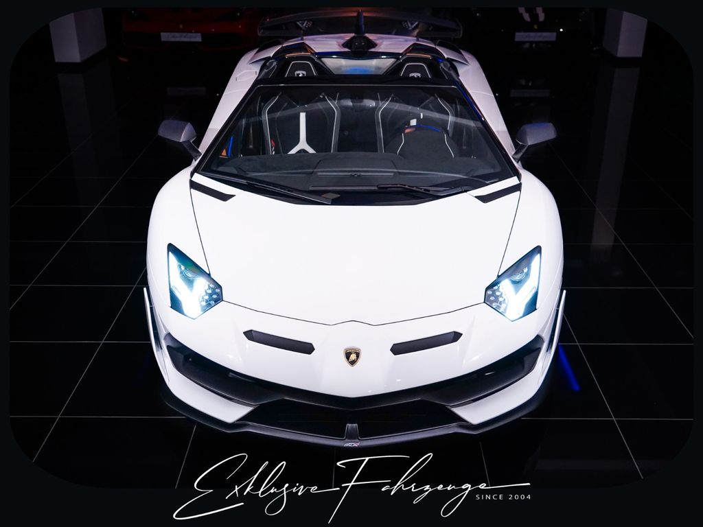 Lamborghini SVJ Roadster | Bianco Oplalis | Carbon | Lift