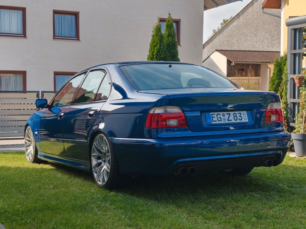BMW 540i
