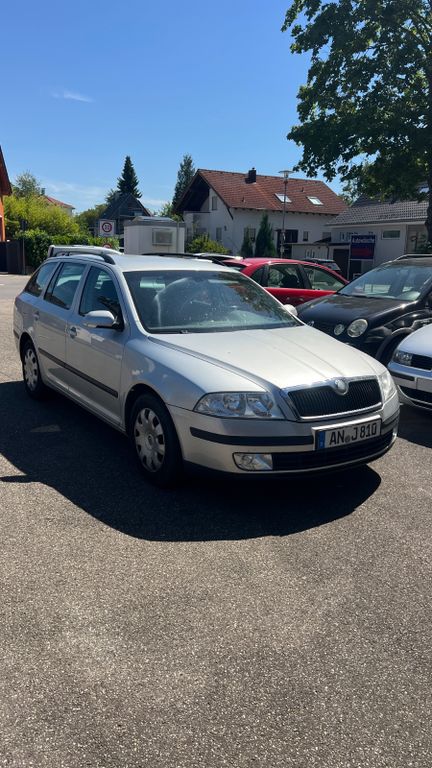 Bild des Angebotes Skoda Octavia Combi Elegance 2,0 TDI