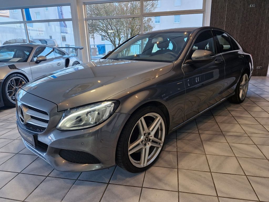 Bild des Angebotes Mercedes-Benz C 300 Avantgarde*LED*SHZ*Navi*AHK*