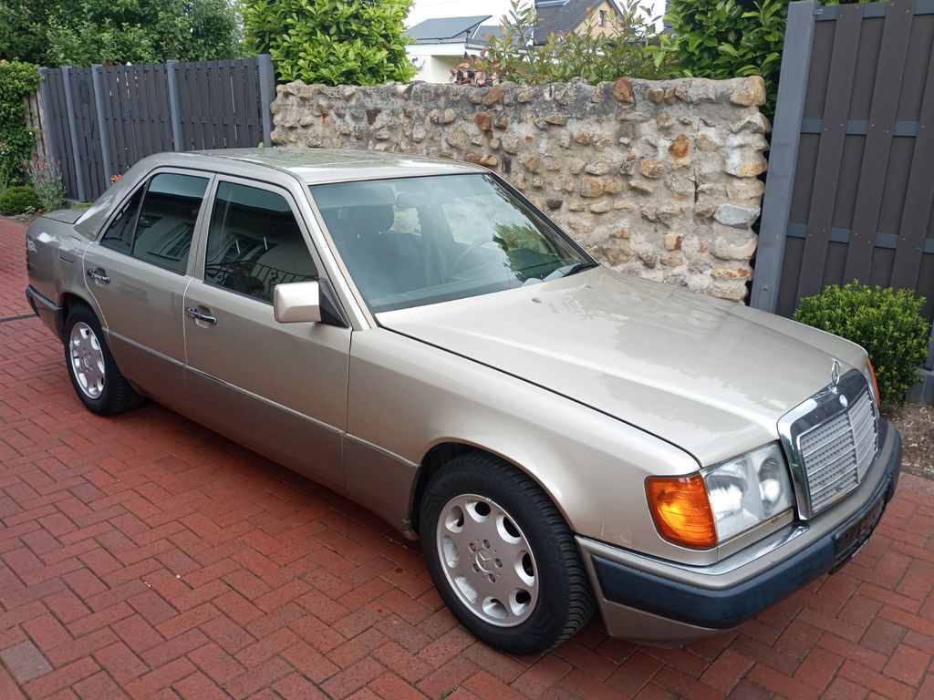 Bild des Angebotes Mercedes-Benz 200 D
