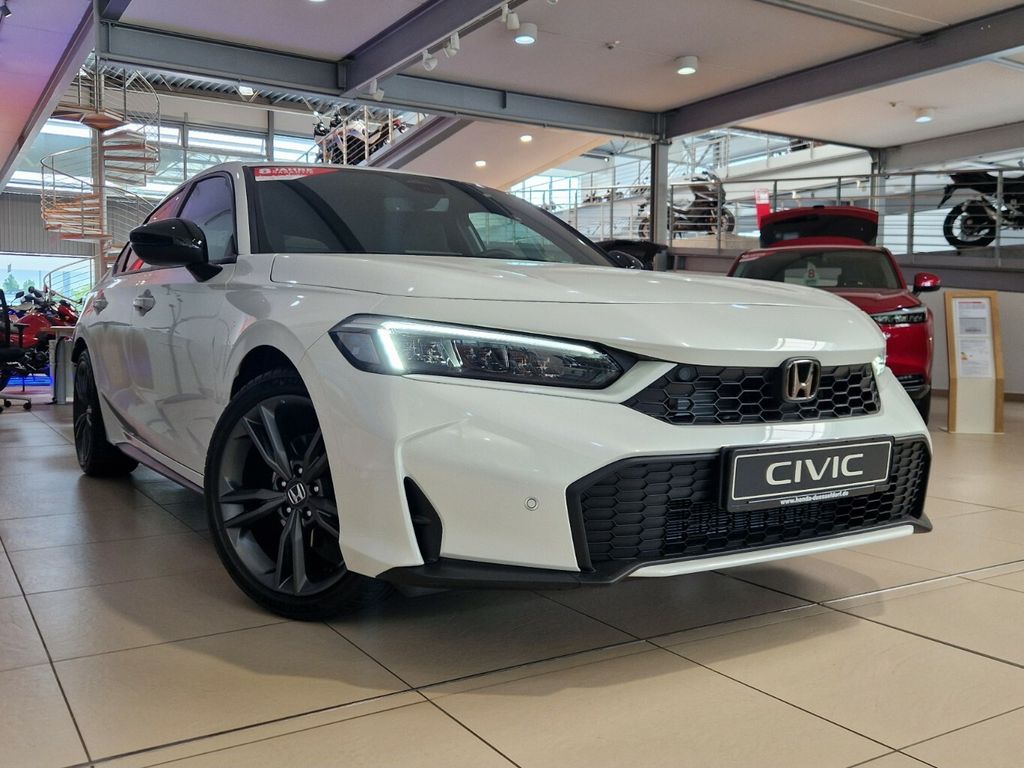 Honda Civic Hybrid e:HEV Sport|BlackEmblem