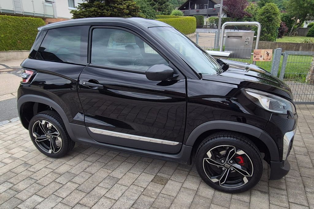 Bild des Angebotes Ligier JS 60 0.5 DCI Chic Chic