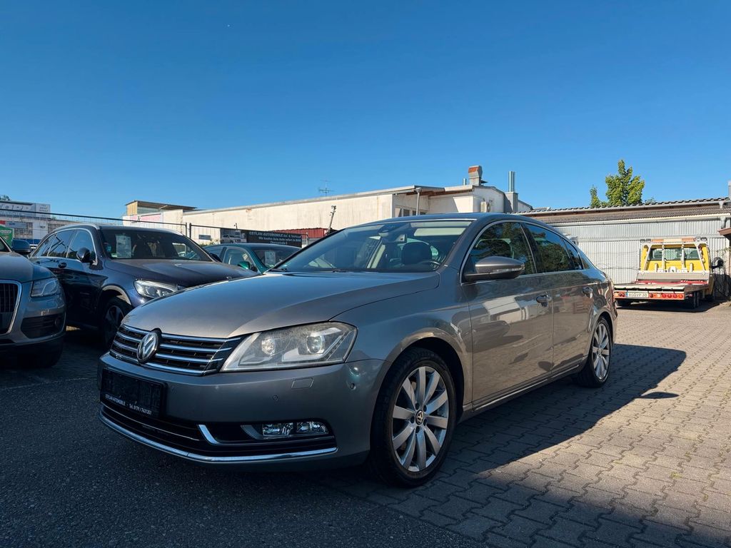 Bild des Angebotes Volkswagen Passat Lim. Highline BlueMotion 4Motion