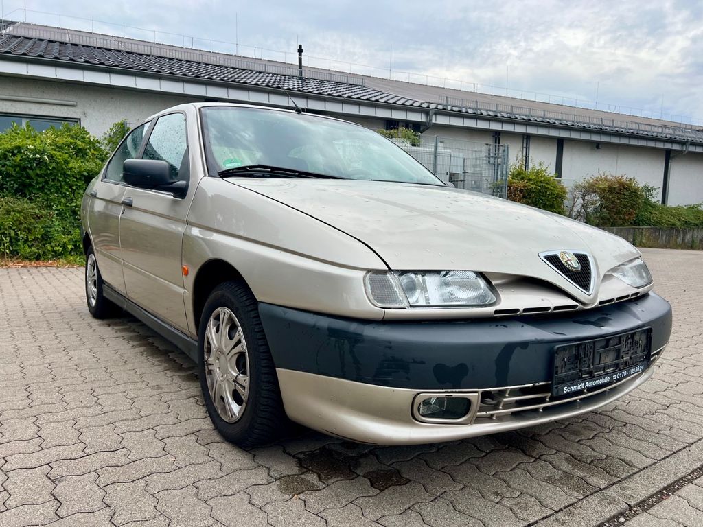 Bild des Angebotes Alfa Romeo 146*1.6 BOXER-MOTOR*1-HAND* GEPFLEGT*OLDTIMER