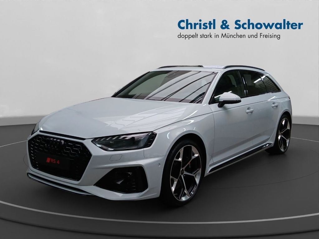 Audi RS4 Competition Plus B&O MATRIX 290Km/h HDUP AHK