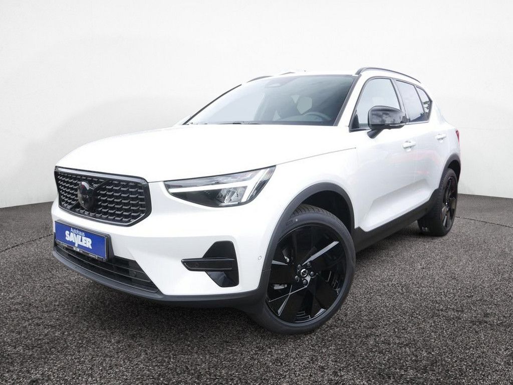 Bild des Angebotes Volvo XC40 B3 Plus Black Edition H/K NAVI ACC LED 360°