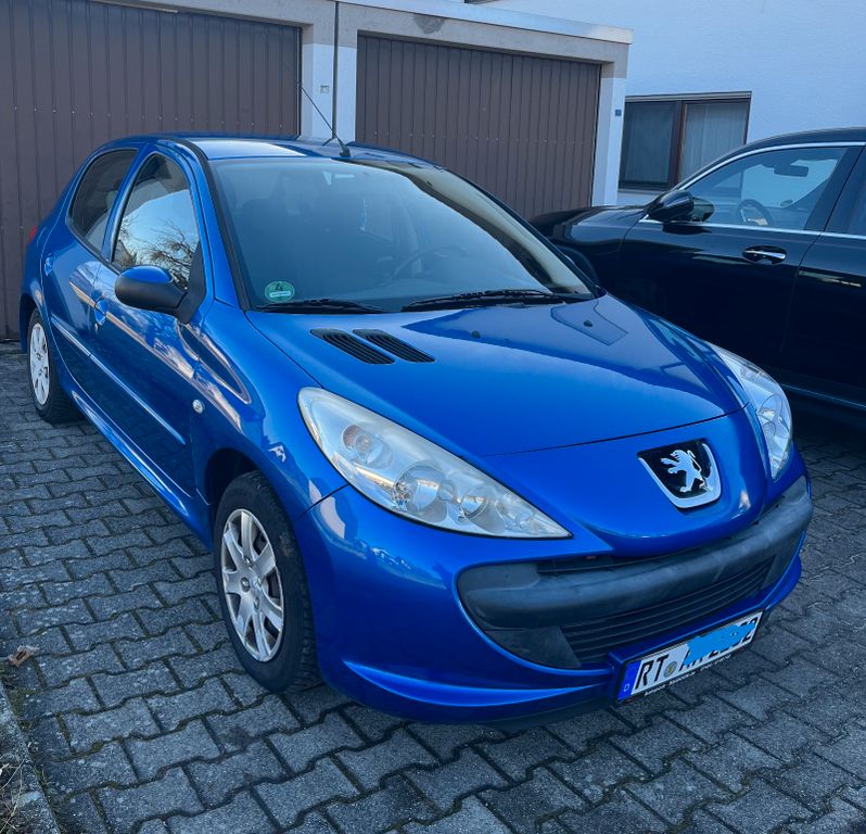 Bild des Angebotes Peugeot 206 + Plus 1,4 Urban Style 73 PS