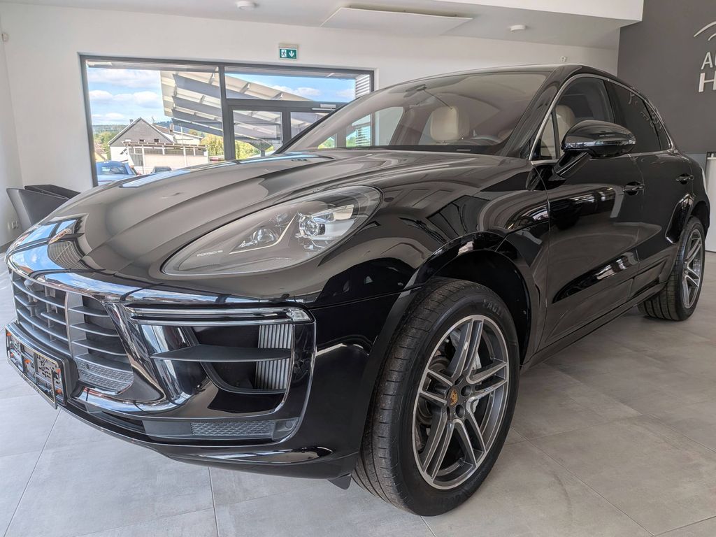 Bild des Angebotes Porsche Macan Turbo SportChrono/Abgas Pano SitzKlim KeyG