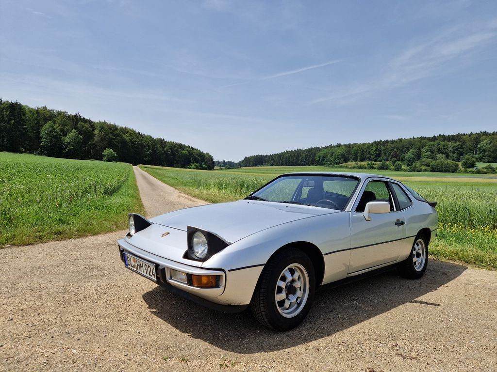 Porsche 924