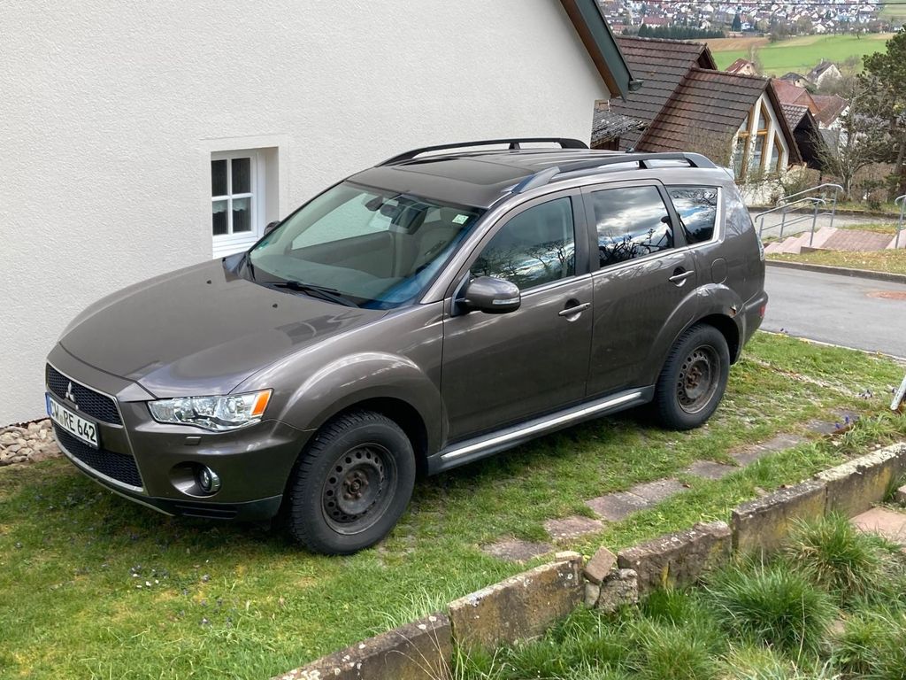 Bild des Angebotes Mitsubishi Outlander 2.2 DI-D+ MIVEC Instyle 4WD Instyle
