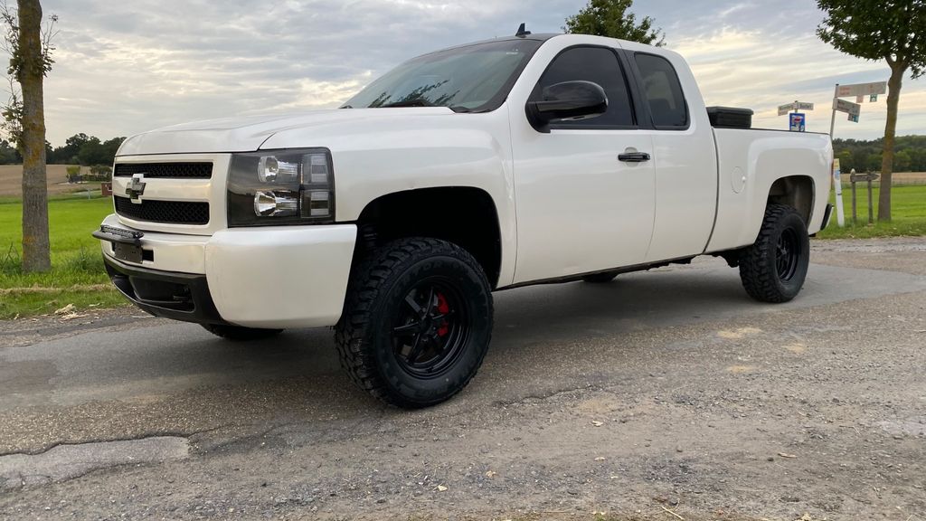 Bild des Angebotes Chevrolet Silverado Allrad viel Neu Topzustand AhK