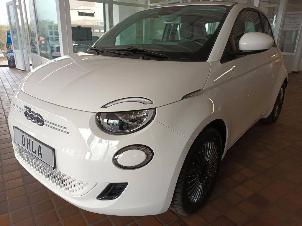 Bild des Angebotes Fiat 500e Icon APPLE CAR PLAY*DIGITALES DISPLAY*KA...